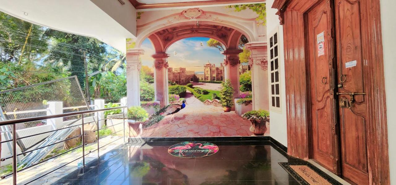 Jj'S White House Hotel Thrissur Bagian luar foto